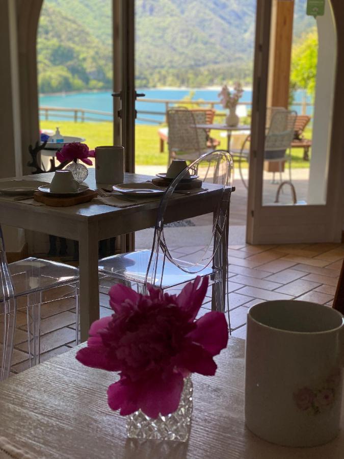 Bed And Breakfast Ai Casai Mezzolago Eksteriør bilde