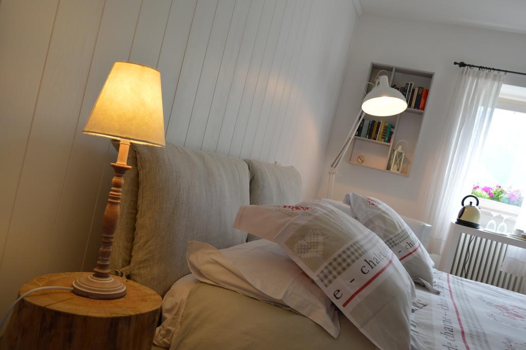 Bed And Breakfast Ai Casai Mezzolago Eksteriør bilde