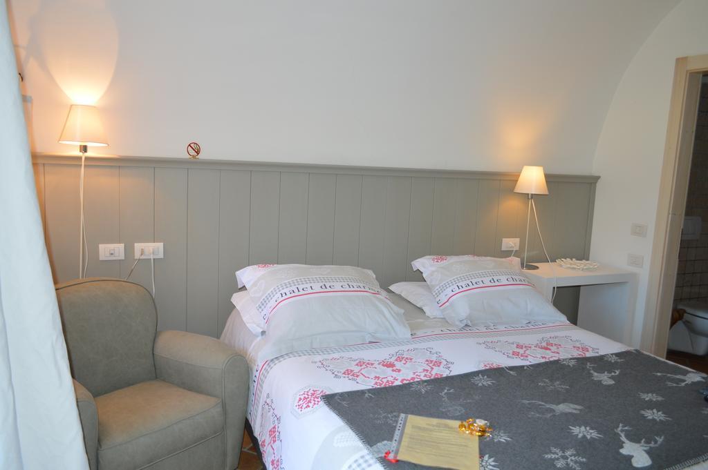 Bed And Breakfast Ai Casai Mezzolago Eksteriør bilde