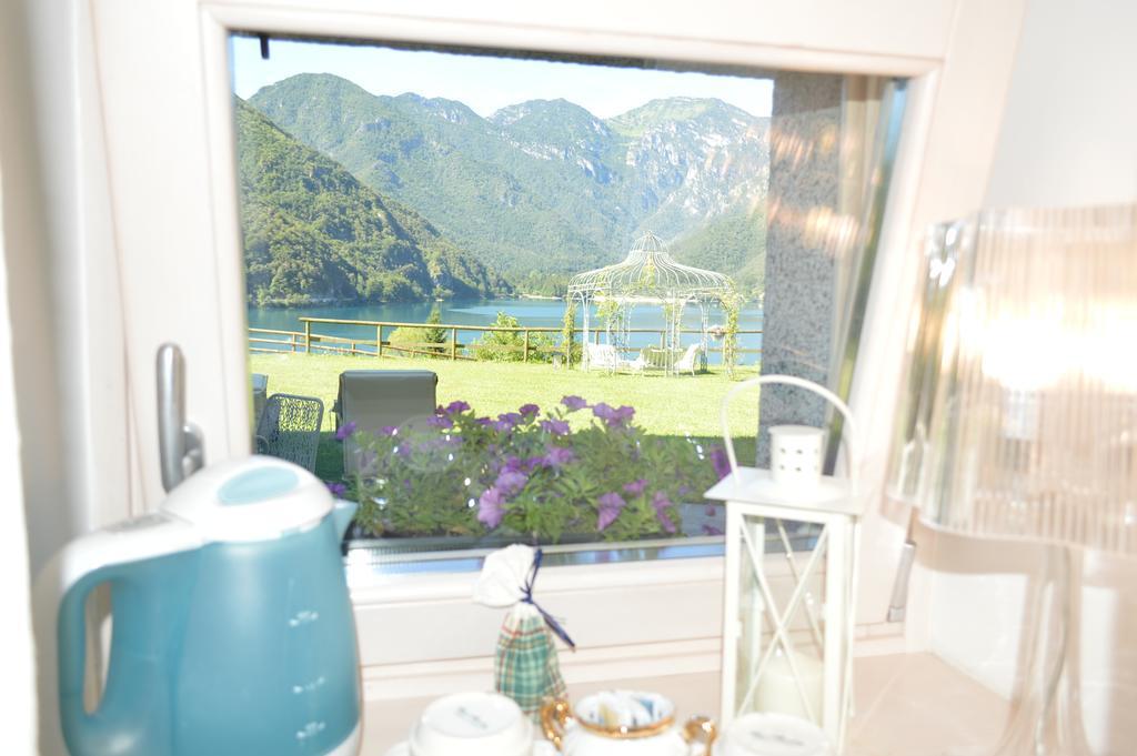 Bed And Breakfast Ai Casai Mezzolago Eksteriør bilde