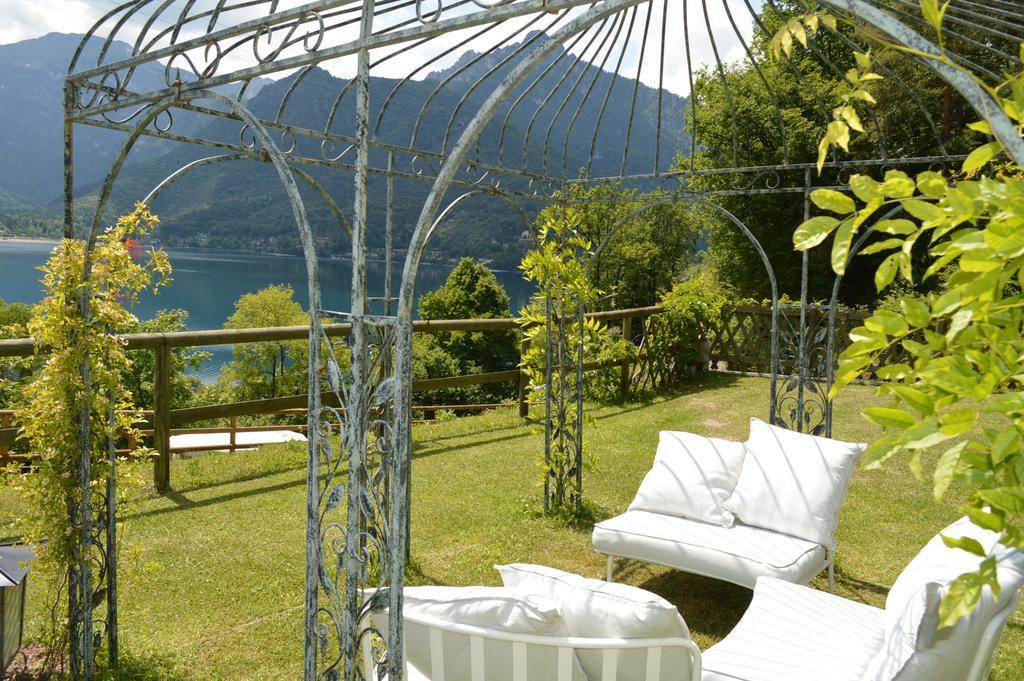 Bed And Breakfast Ai Casai Mezzolago Eksteriør bilde