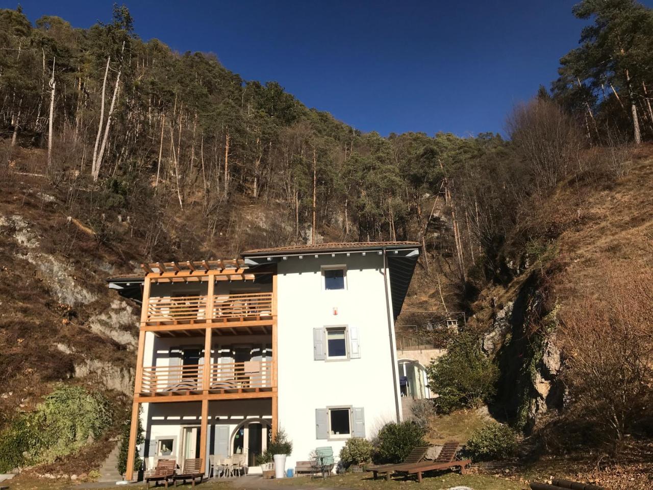 Bed And Breakfast Ai Casai Mezzolago Eksteriør bilde